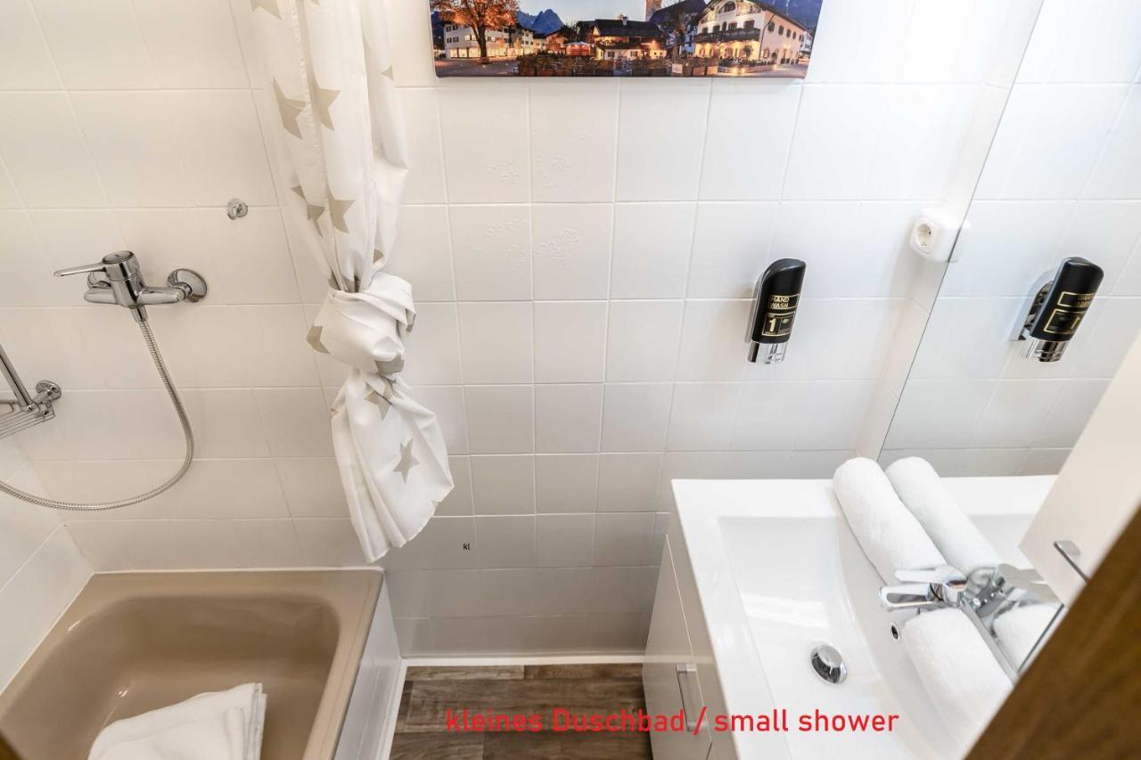 Ferienwohnung Anna Garmisch-Partenkirchen Dış mekan fotoğraf