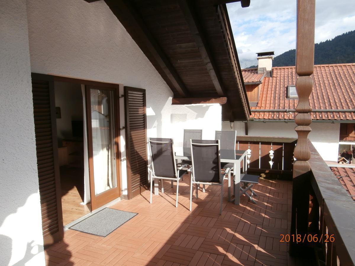 Ferienwohnung Anna Garmisch-Partenkirchen Dış mekan fotoğraf