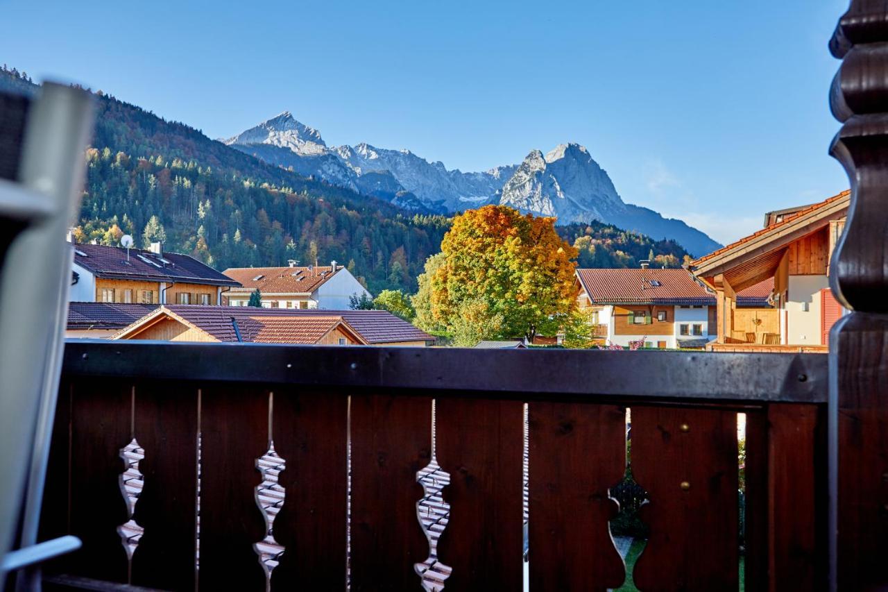 Ferienwohnung Anna Garmisch-Partenkirchen Dış mekan fotoğraf