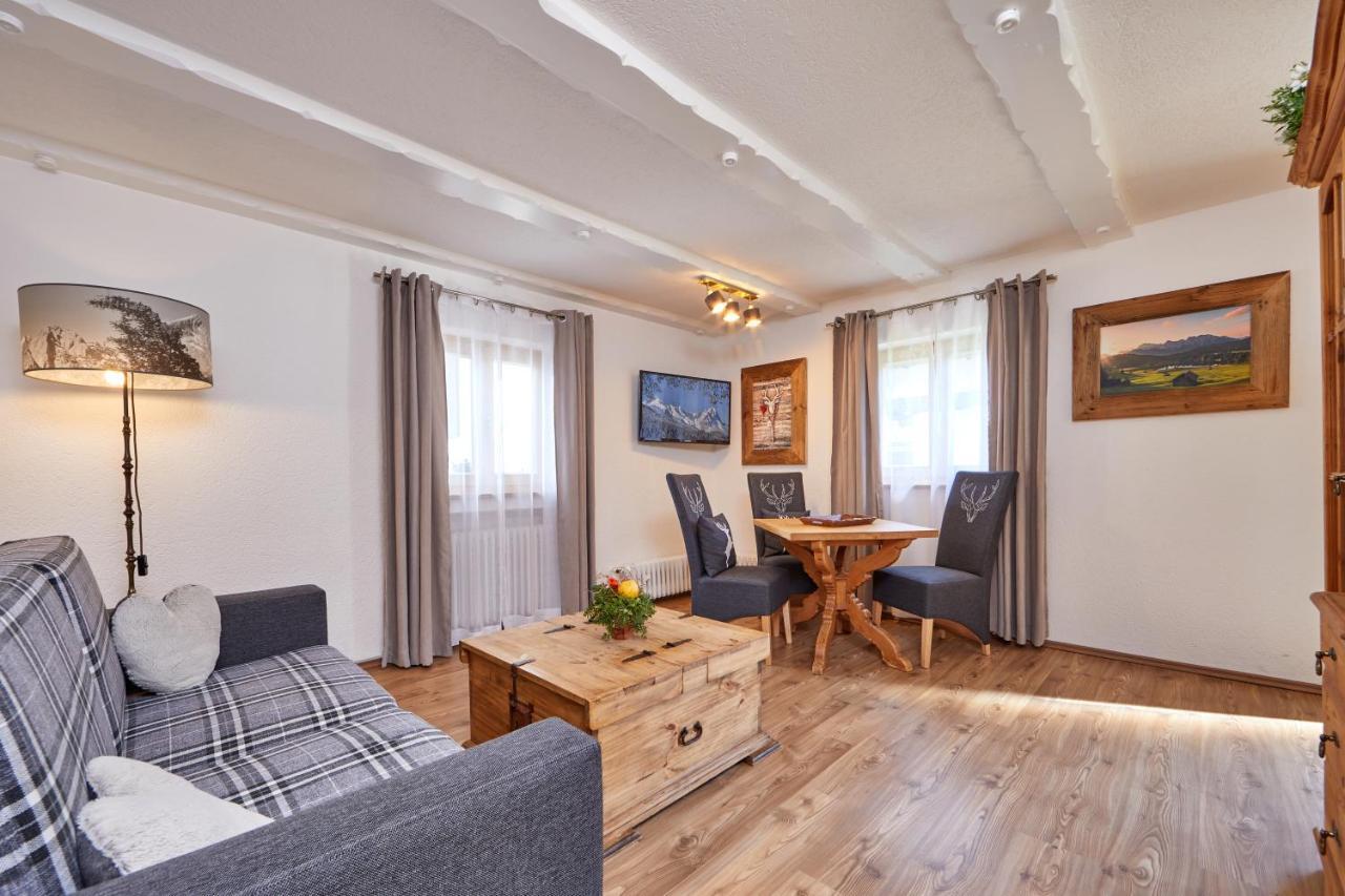 Ferienwohnung Anna Garmisch-Partenkirchen Dış mekan fotoğraf