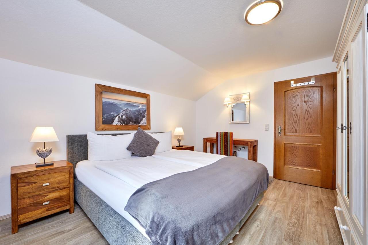 Ferienwohnung Anna Garmisch-Partenkirchen Dış mekan fotoğraf
