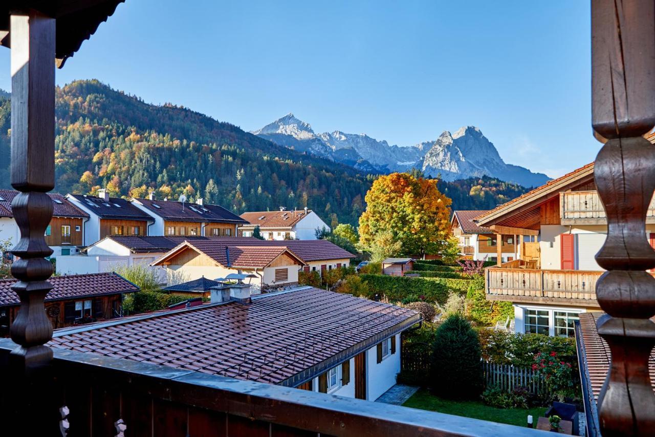 Ferienwohnung Anna Garmisch-Partenkirchen Dış mekan fotoğraf